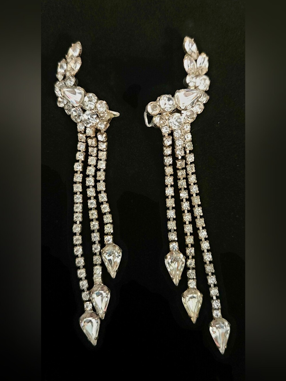 Vintage Crystal Drop Dangle Earrings - Clear Rhinestone Clip Earrings